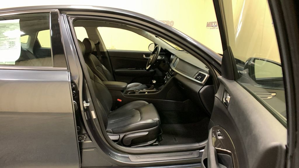 Used 2020 Kia Optima EX image 11