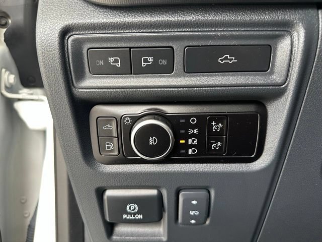 Certified 2023 Ford F150 Platinum w/ Equipment Group 701A High AWD/4WD image 29