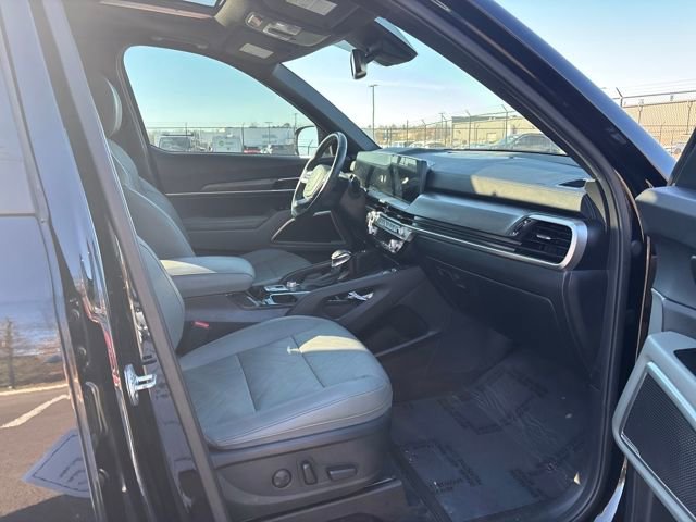 Used 2023 Kia Telluride EX X-Line image 8