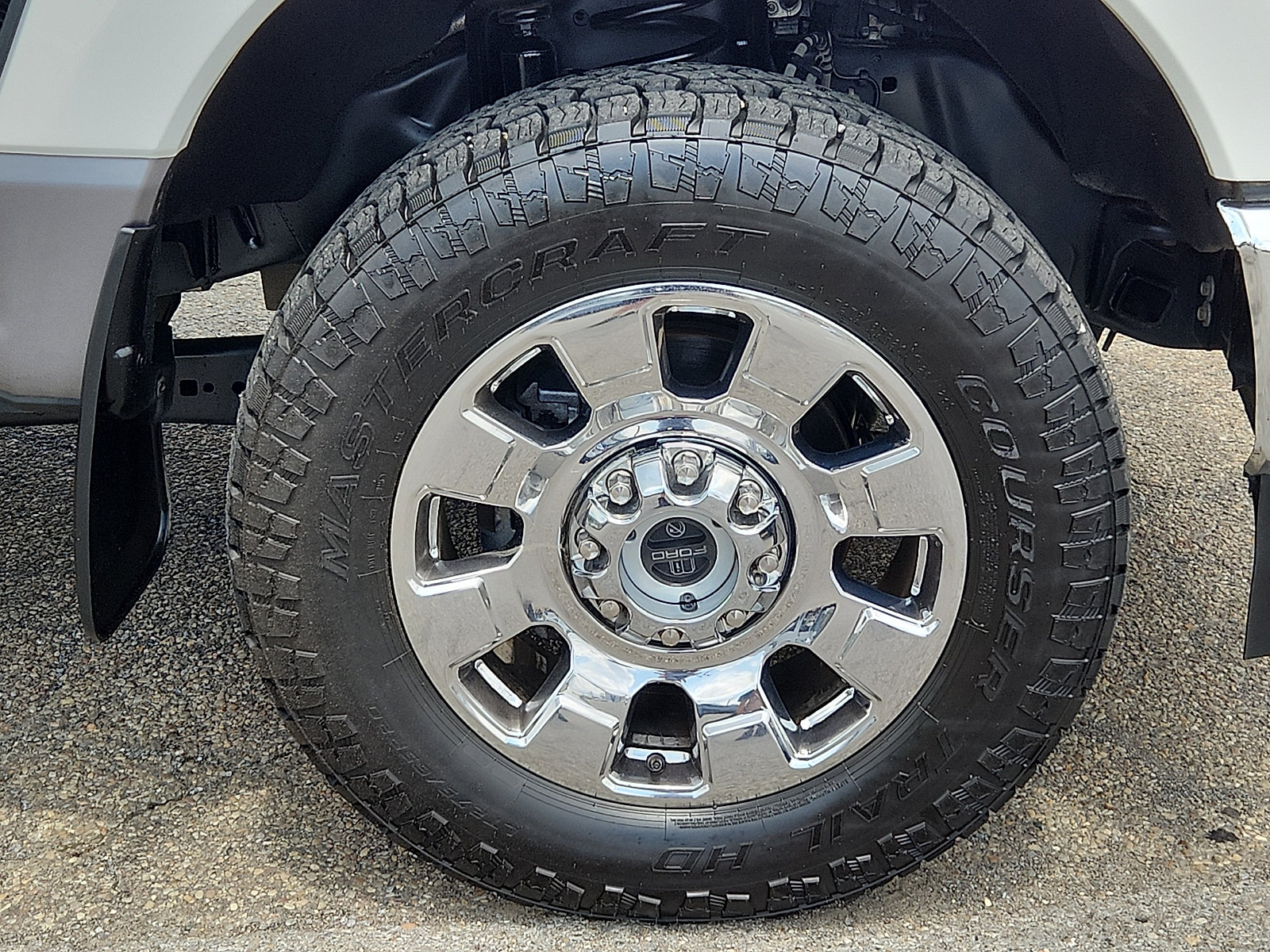 Certified 2024 Ford F350 Lariat w/ Lariat Ultimate Package AWD/4WD image 8