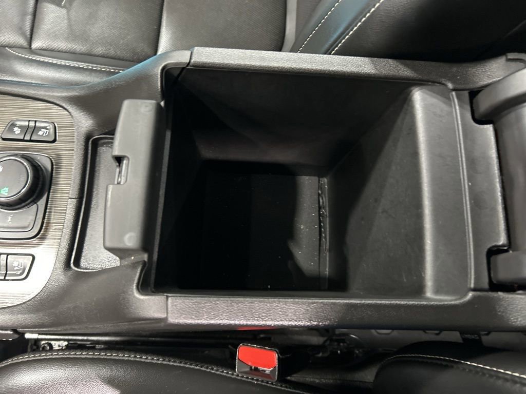 Used 2022 GMC Acadia SLT w/ Preferred Package image 25