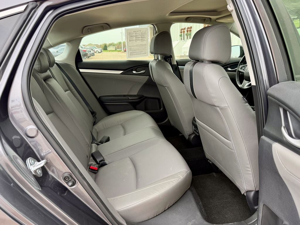 Used 2018 Honda Civic Touring image 17