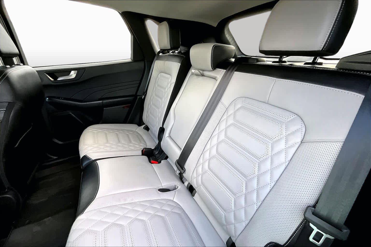 Certified 2023 Ford Escape Platinum w/ Premium Technology Package FWD image 21