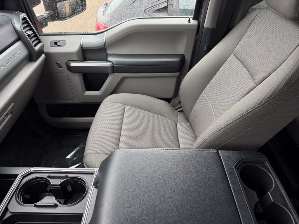 Certified 2022 Ford F250 XLT w/ XLT Premium Package AWD/4WD image 29