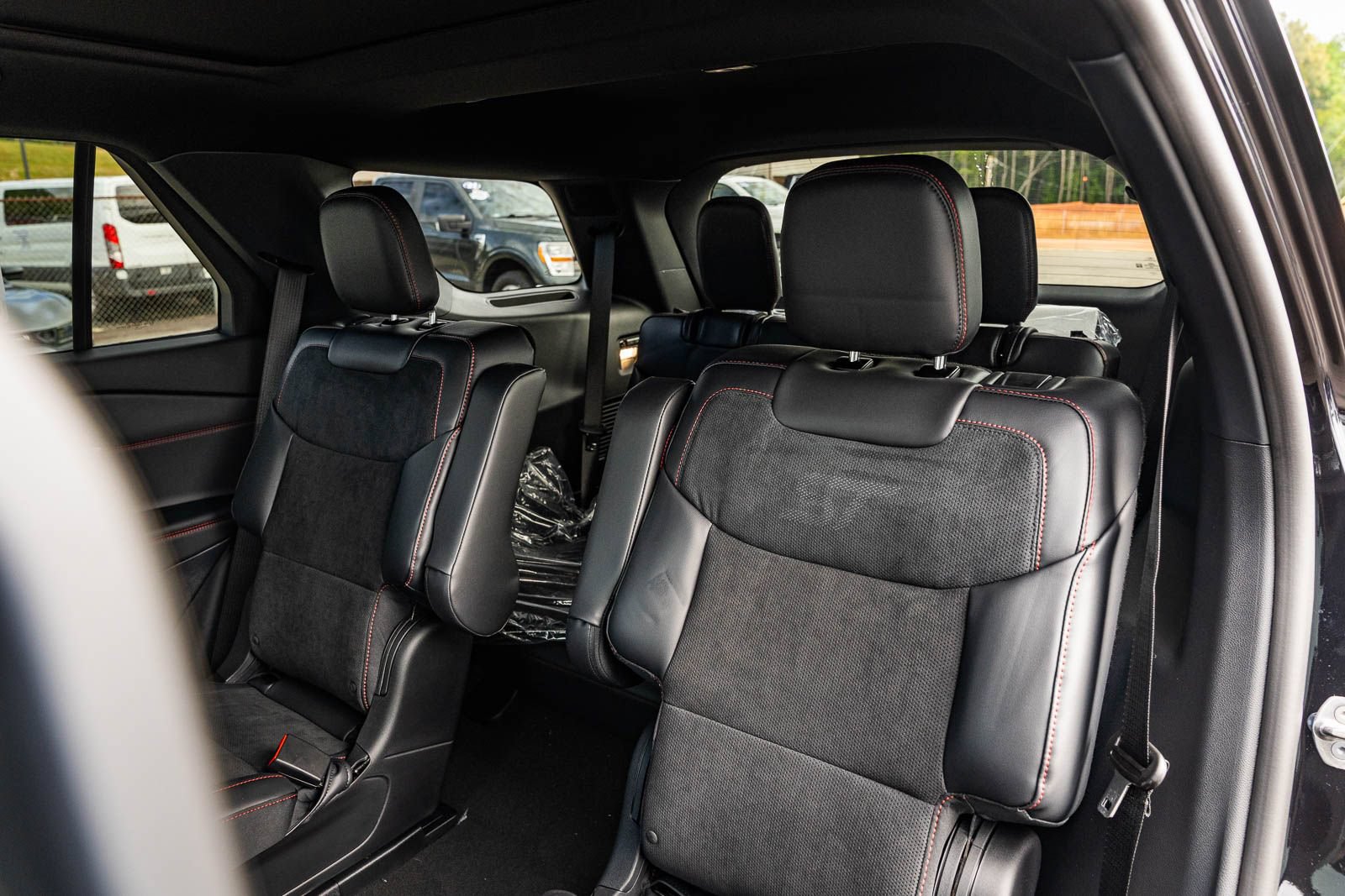 Certified 2026 Ford Explorer ST w/ Sun And Sound Package AWD/4WD image 17