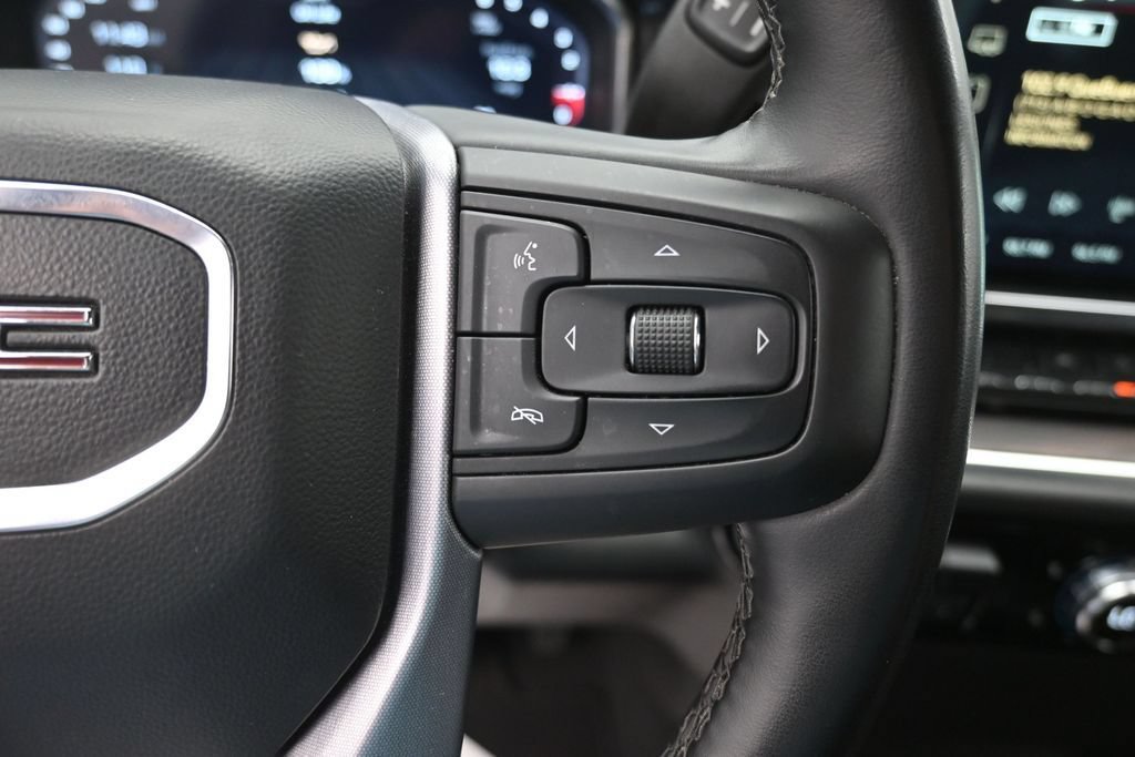 Used 2025 GMC Sierra 1500 SLT AWD/4WD image 29