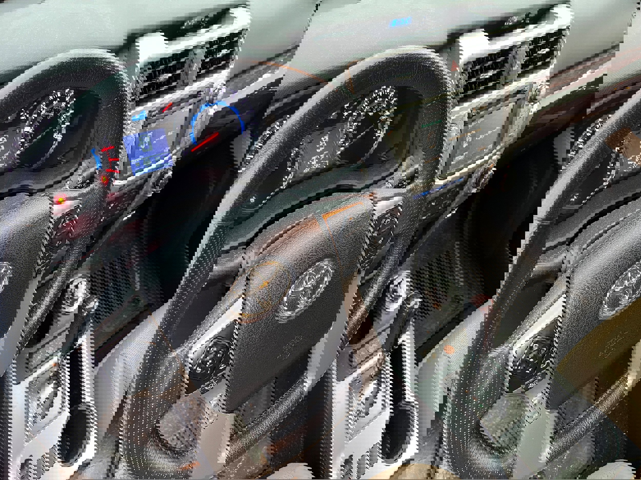 Used 2018 Toyota 4Runner Limited image 8