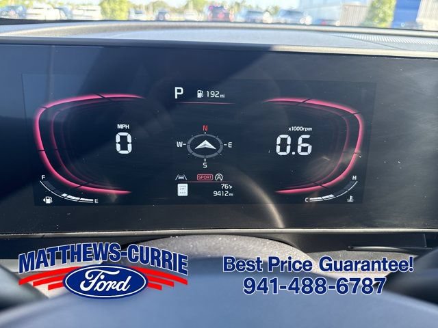 Used 2025 Kia Sportage EX FWD image 15