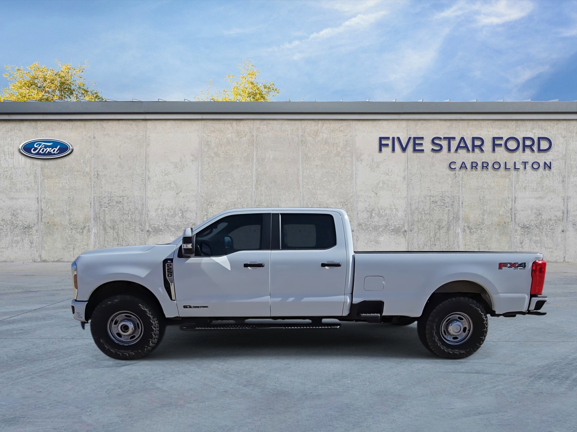 Certified 2024 Ford F250 XL w/ XL Off-Road Package image 2
