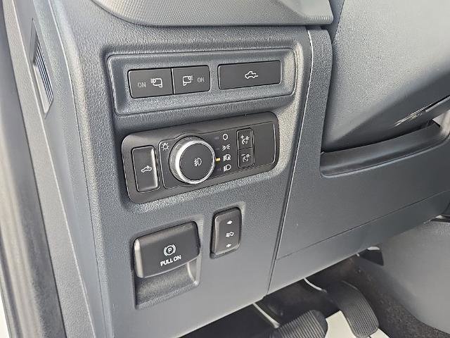 Certified 2022 Ford F150 Raptor w/ Raptor 37 Performance Package image 28