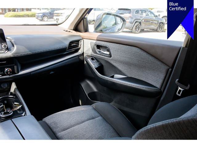 Used 2023 Nissan Rogue SV AWD/4WD image 15