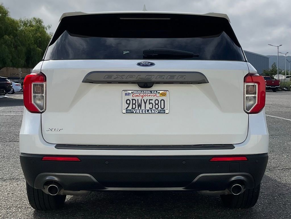 Certified 2022 Ford Explorer XLT w/ Equipment Group 202A image 14