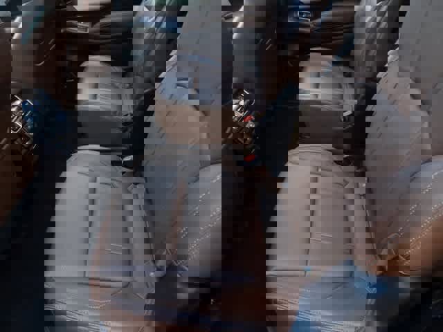 Used 2022 Subaru Ascent Touring w/ Popular Package #2A image 3