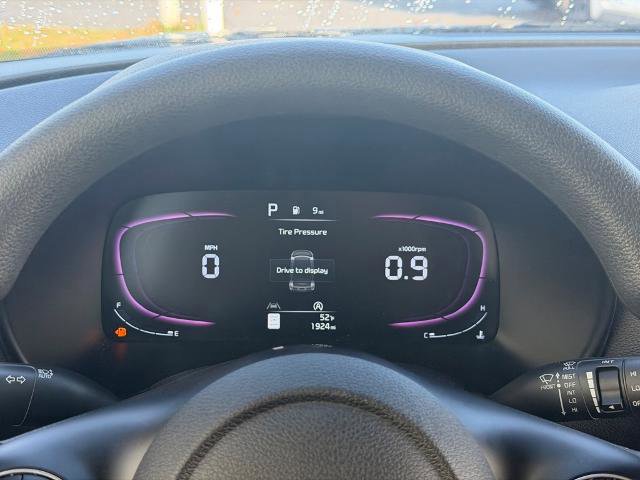 Used 2023 Kia Soul LX w/ LX Technology Package image 18