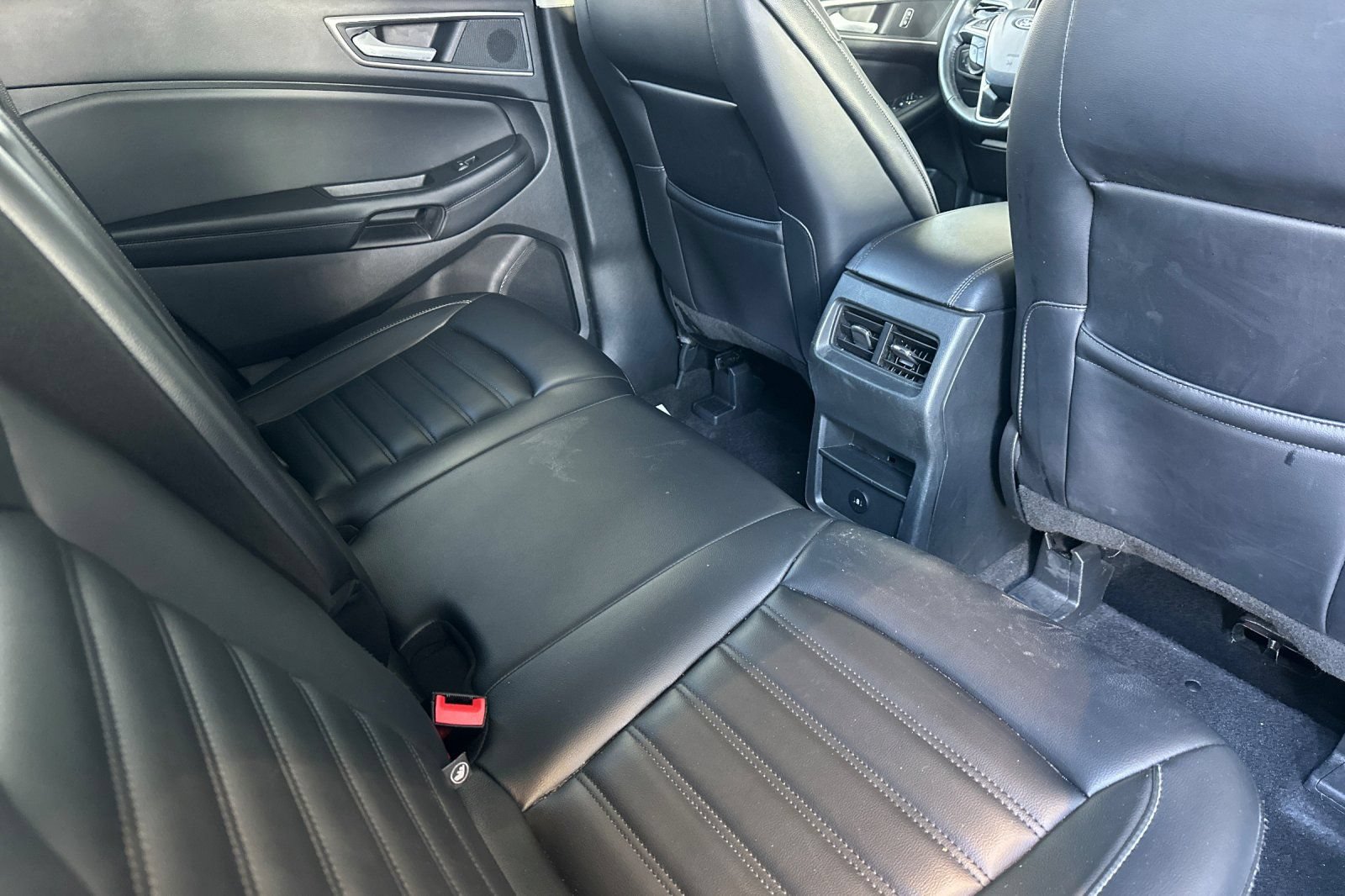 Certified 2024 Ford Edge SEL AWD/4WD image 17