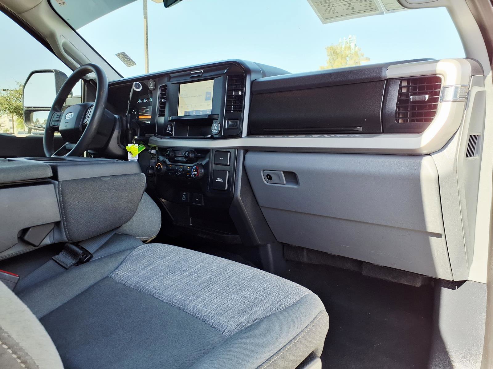 Certified 2025 Ford F250 XLT AWD/4WD image 10