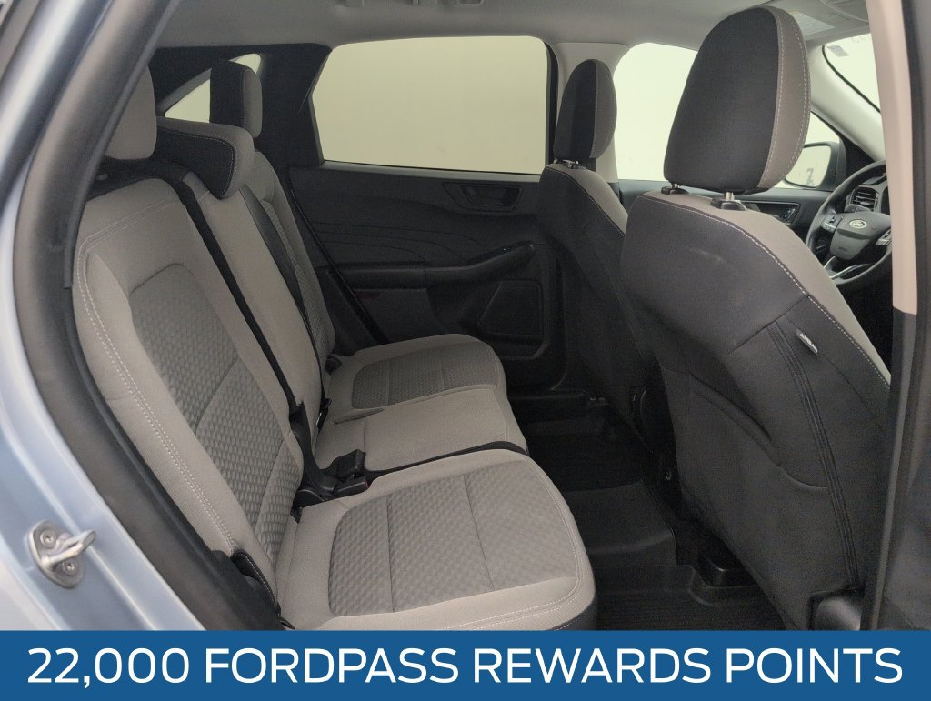 Certified 2022 Ford Escape SE w/ SE Sport Appearance Package FWD image 16
