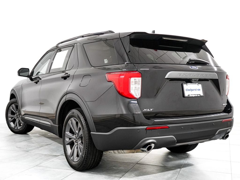 Certified 2024 Ford Explorer XLT w/ Equipment Group 202A AWD/4WD image 5