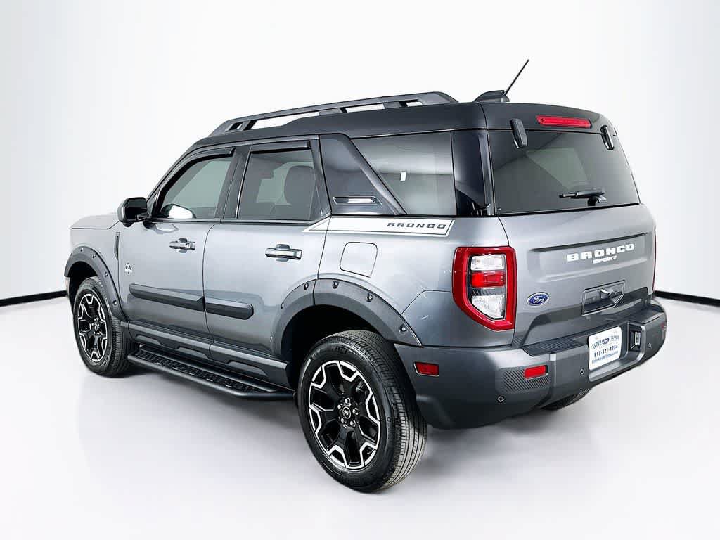 Certified 2025 Ford Bronco Sport Outer Banks w/ Outer Banks Tech Package+ AWD/4WD image 4