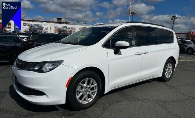 Used 2020 Chrysler Voyager Lxi image 1