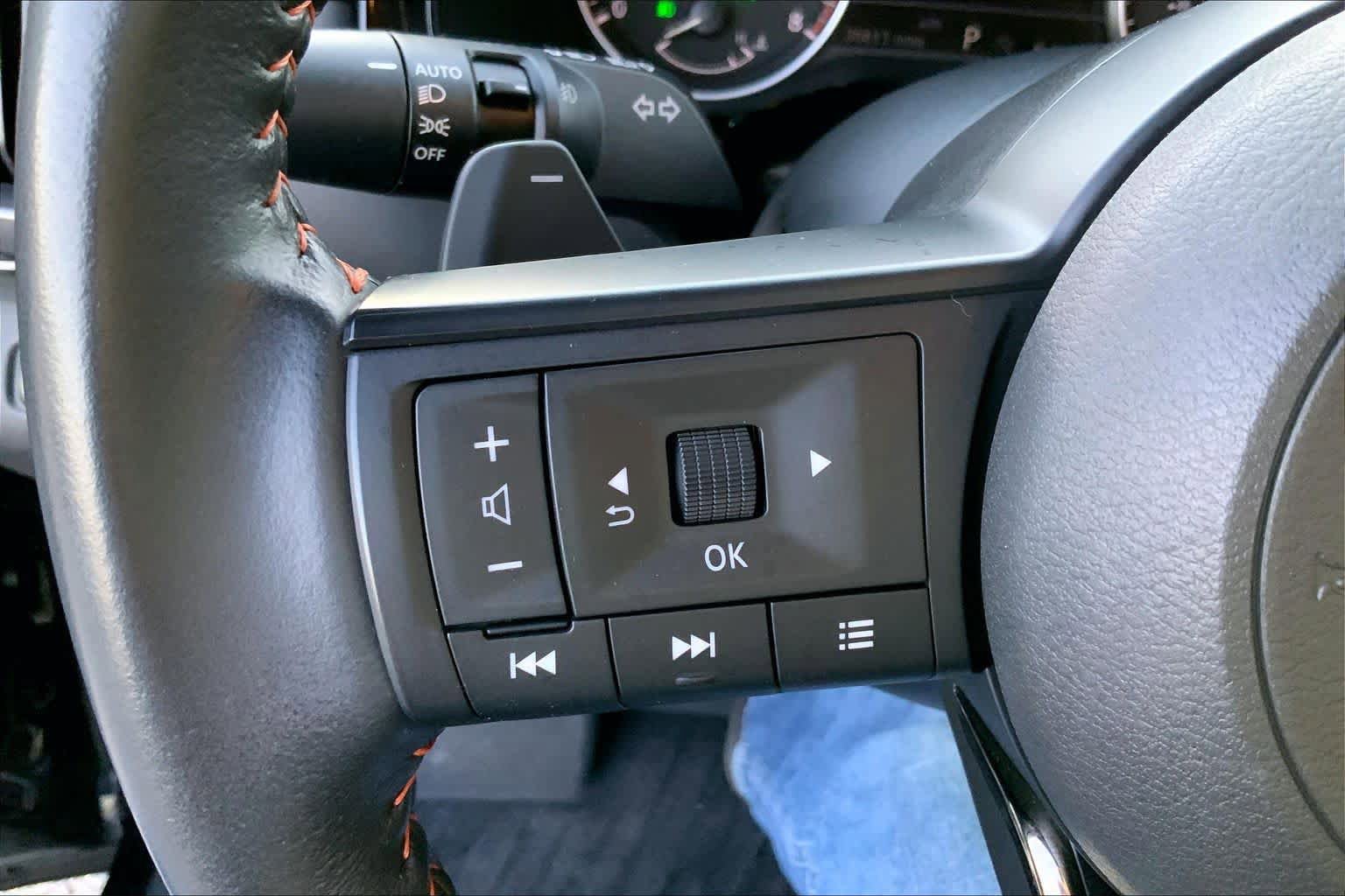 Used 2024 Nissan Pathfinder Rock Creek AWD/4WD image 22