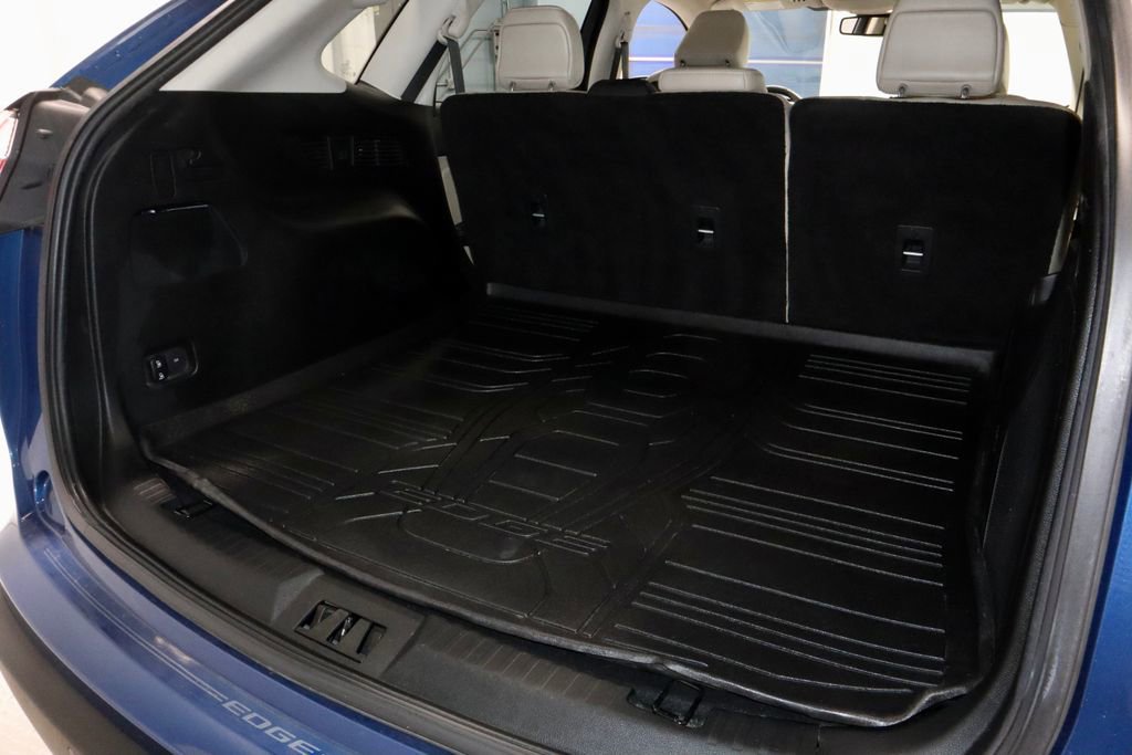 Certified 2021 Ford Edge Titanium w/ Cargo Accessory Package FWD image 14