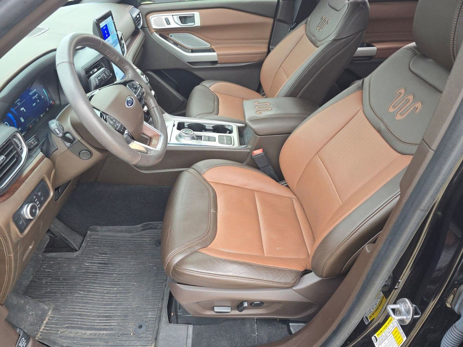 Certified 2022 Ford Explorer King Ranch w/ Technology Package image 4