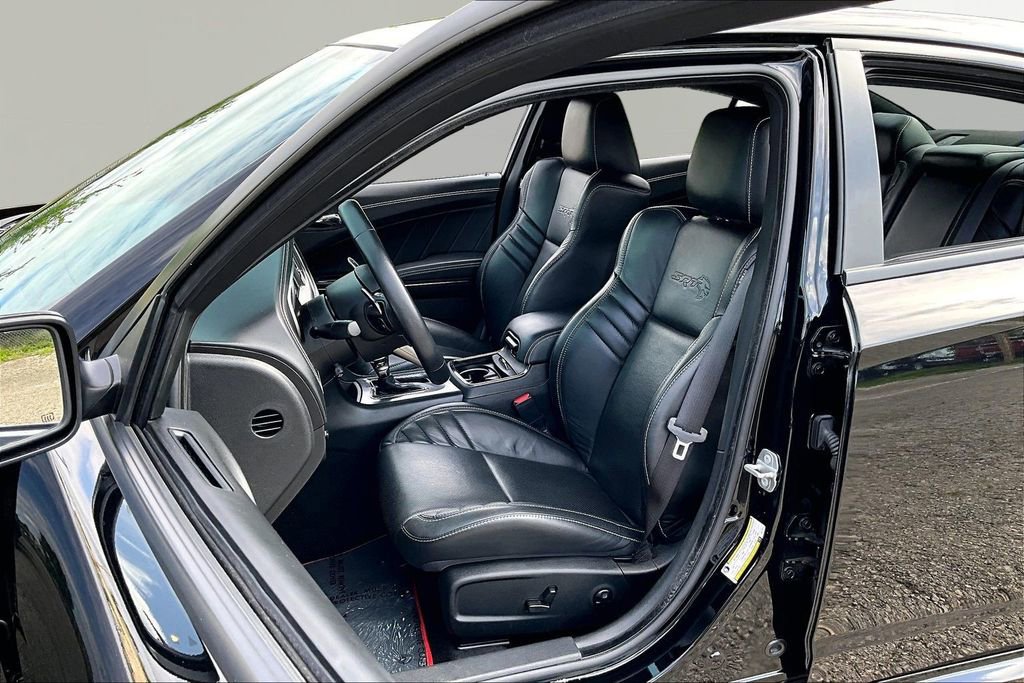 Used 2022 Dodge Charger SRT Hellcat w/ Harman/Kardon Audio Group RWD image 25