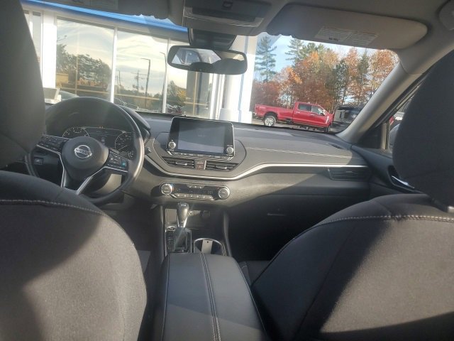 Used 2020 Nissan Altima 2.5 SV image 15