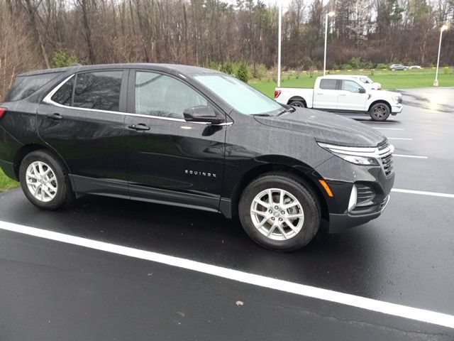 Used 2023 Chevrolet Equinox LT w/ Driver Convenience Package AWD/4WD image 22