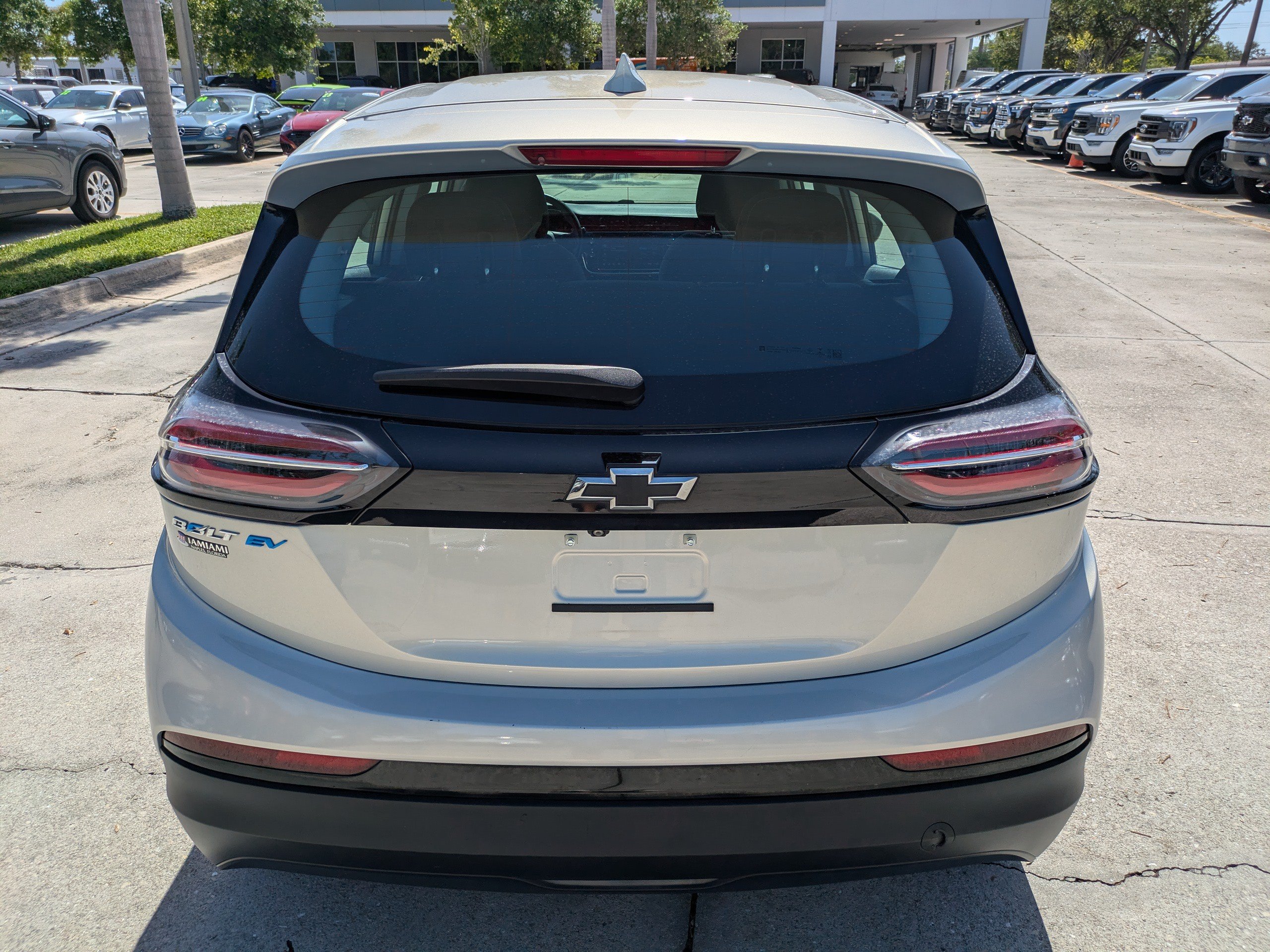 Used 2022 Chevrolet Bolt LT FWD image 5