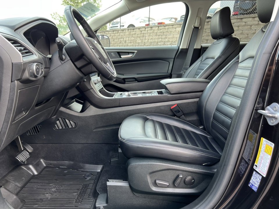 Certified 2022 Ford Edge SEL w/ Convenience Package image 10