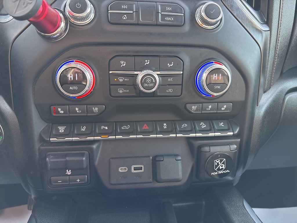 Used 2022 GMC Sierra 3500 AT4 w/ AT4 Premium Plus Package image 20