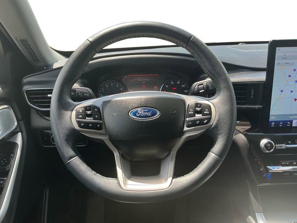 Certified 2023 Ford Explorer Limited w/ Limited Technology Package RWD image 18