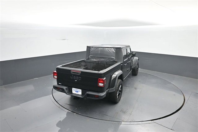 Used 2024 Jeep Gladiator Sport image 30