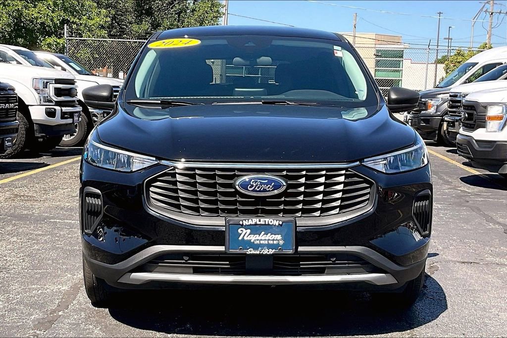 Certified 2024 Ford Escape Active AWD/4WD image 2