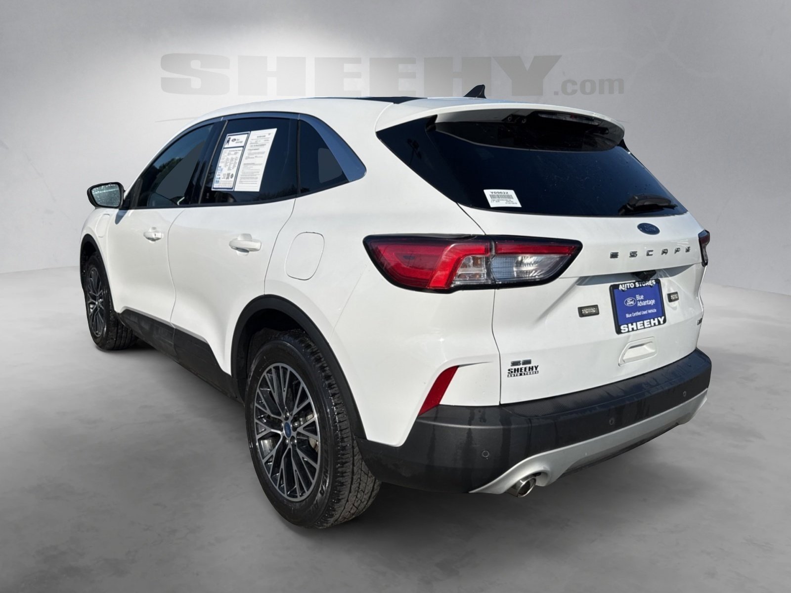 Certified 2022 Ford Escape SE image 3