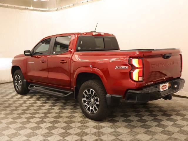 Used 2024 Chevrolet Colorado Z71 w/ Z71 Convenience Package 2 image 8