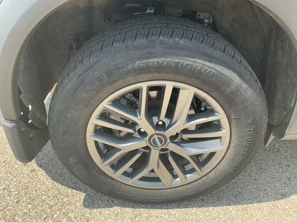 Used 2023 Nissan Rogue S AWD/4WD image 11
