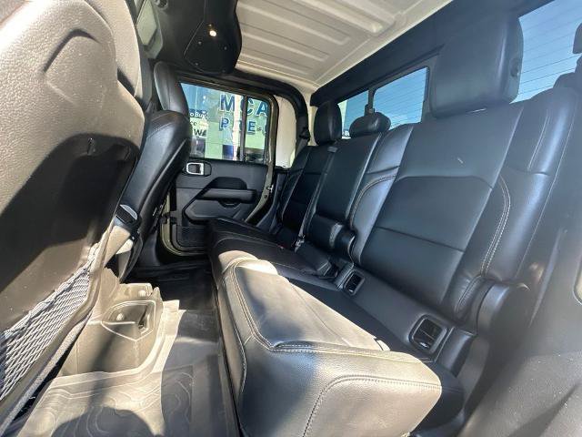 Used 2025 Jeep Gladiator Sport AWD/4WD image 19