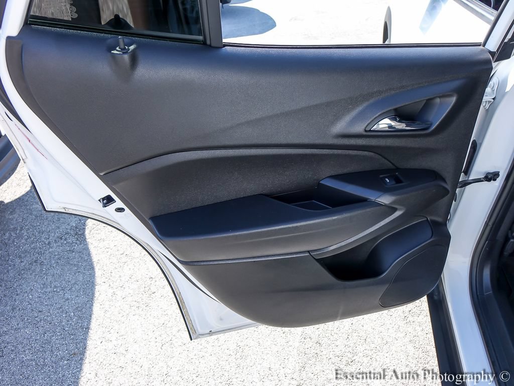 Used 2024 Chevrolet Trax RS w/ Driver Confidence Package FWD image 18