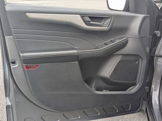 Certified 2022 Ford Escape SE FWD image 9