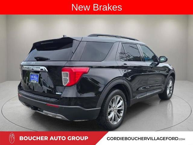 Certified 2020 Ford Explorer XLT w/ Equipment Group 202A AWD/4WD image 7