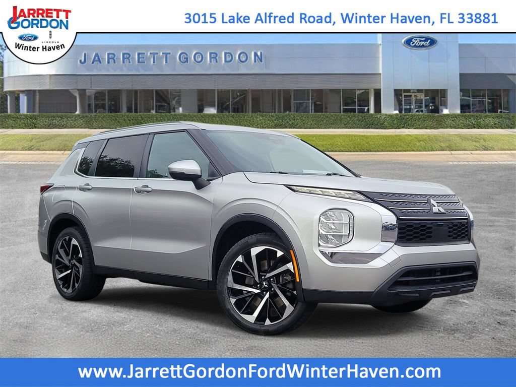 Used 2022 Mitsubishi Outlander ES FWD image 1