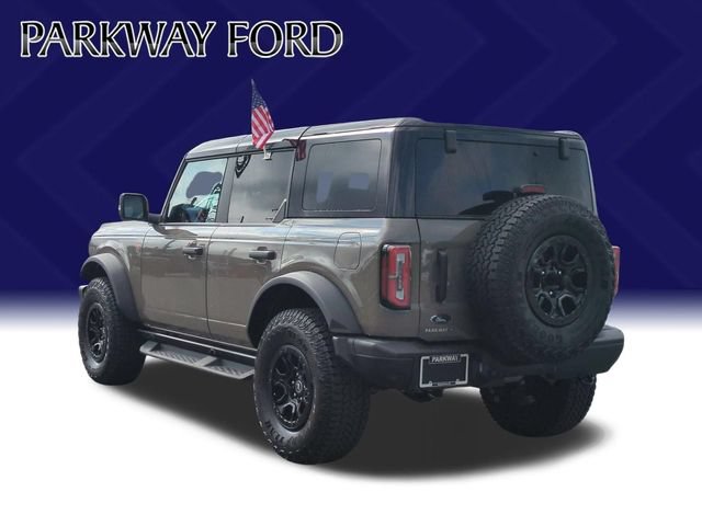 Certified 2025 Ford Bronco Badlands AWD/4WD image 3