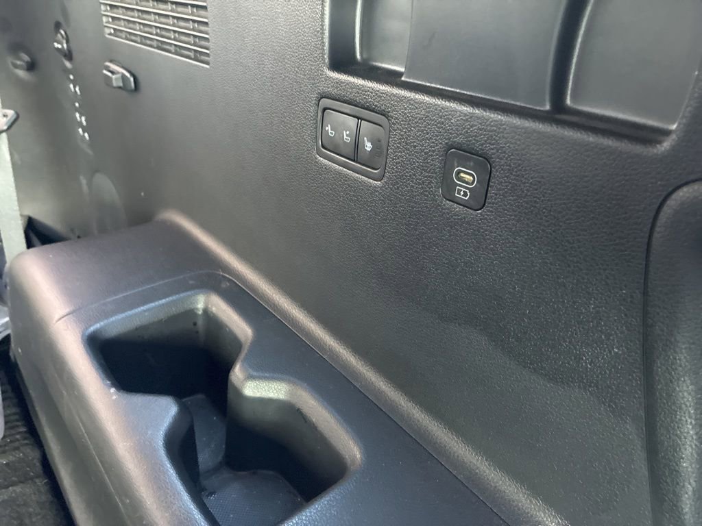 Used 2023 Hyundai Palisade Limited FWD image 19