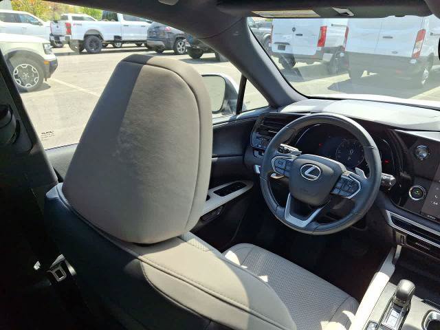 Used 2024 Lexus RX 350 Premium w/ Accessory Package (Z1) AWD/4WD image 15