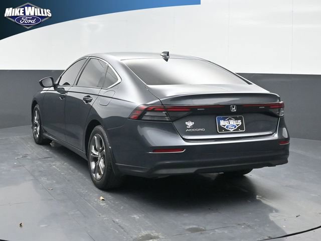 Used 2023 Honda Accord EX image 7