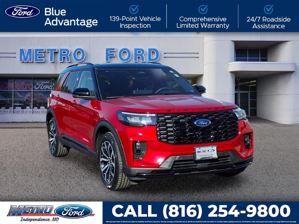 Certified 2025 Ford Explorer ST-Line w/ Premium Package RWD image 1