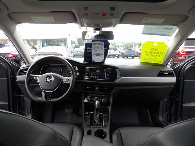 Used 2021 Volkswagen Jetta SE FWD image 16